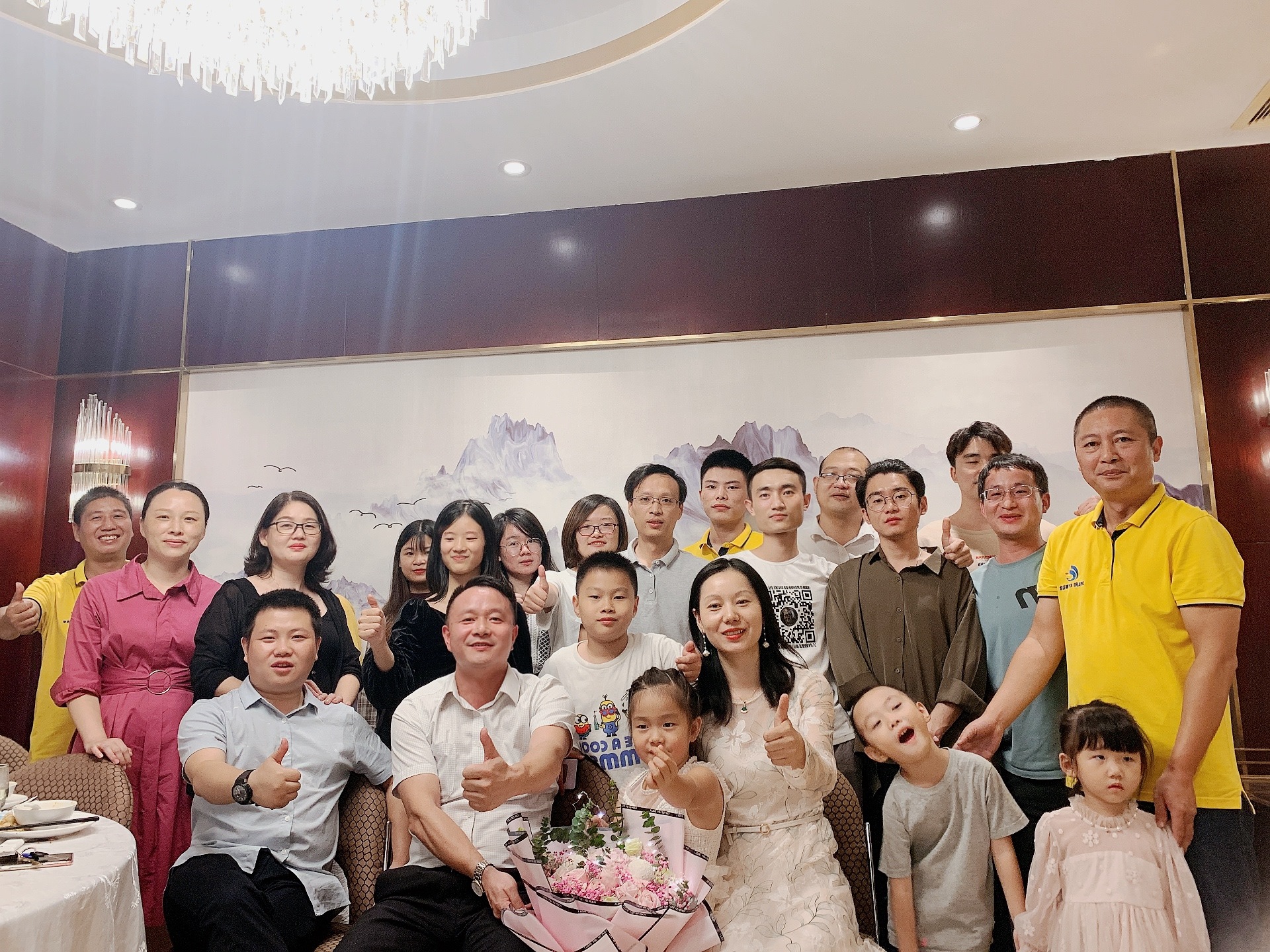 亮鍵電子公司成立11周年慶