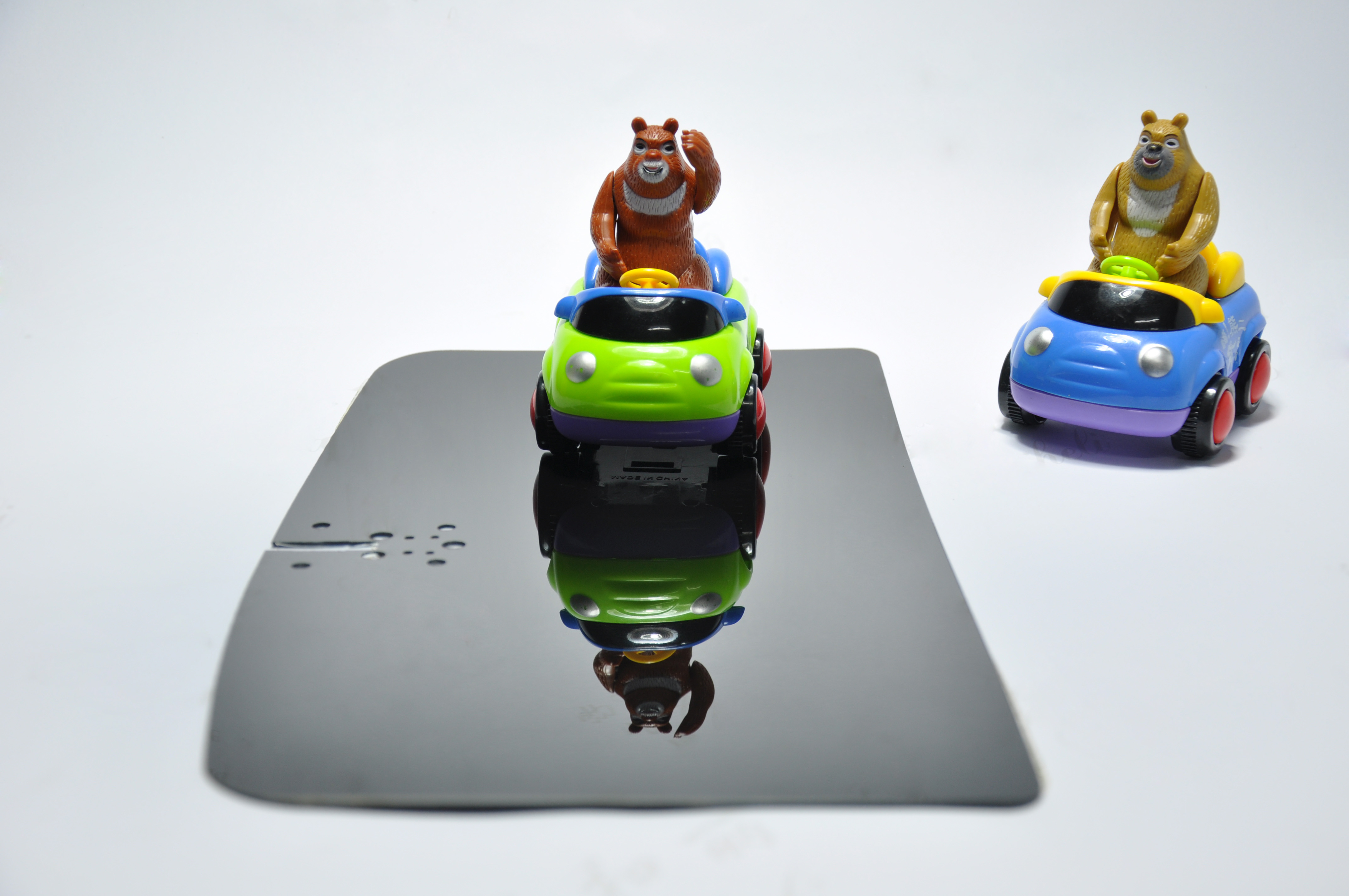 薄膜數(shù)字天線-振子薄膜天線-銀漿印刷天線